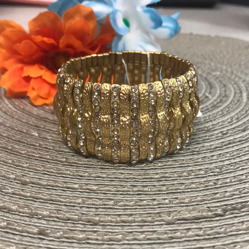 Sexy gold bracelet